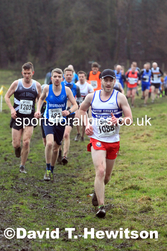 Senior mens 2022 North Eastern Harrier League, Thornley Farm, Peterlee, County Durham. Photo: David T. Hewitson/Sports for All Pics